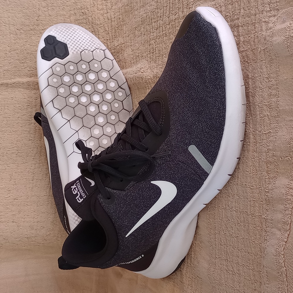 Nike Flex Experience 8 Shoes womens 11